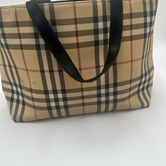 Authentic Burberry Check Tote - Picture 4 of 9